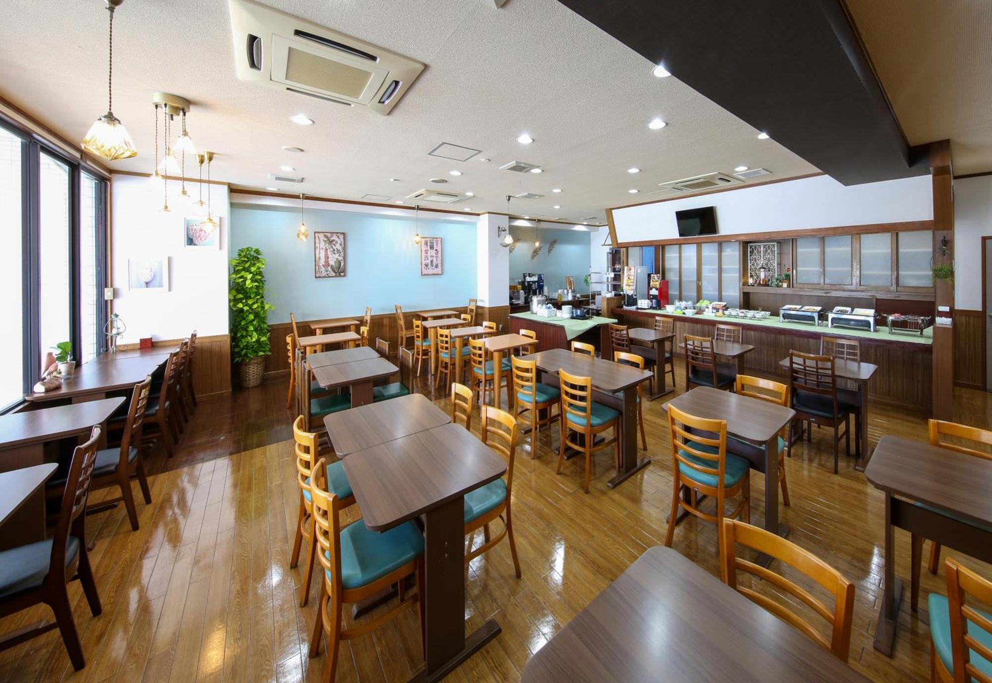 Country Hotel Takayama Такаяма Экстерьер фото