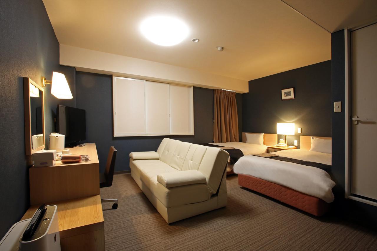 Country Hotel Takayama Такаяма Экстерьер фото