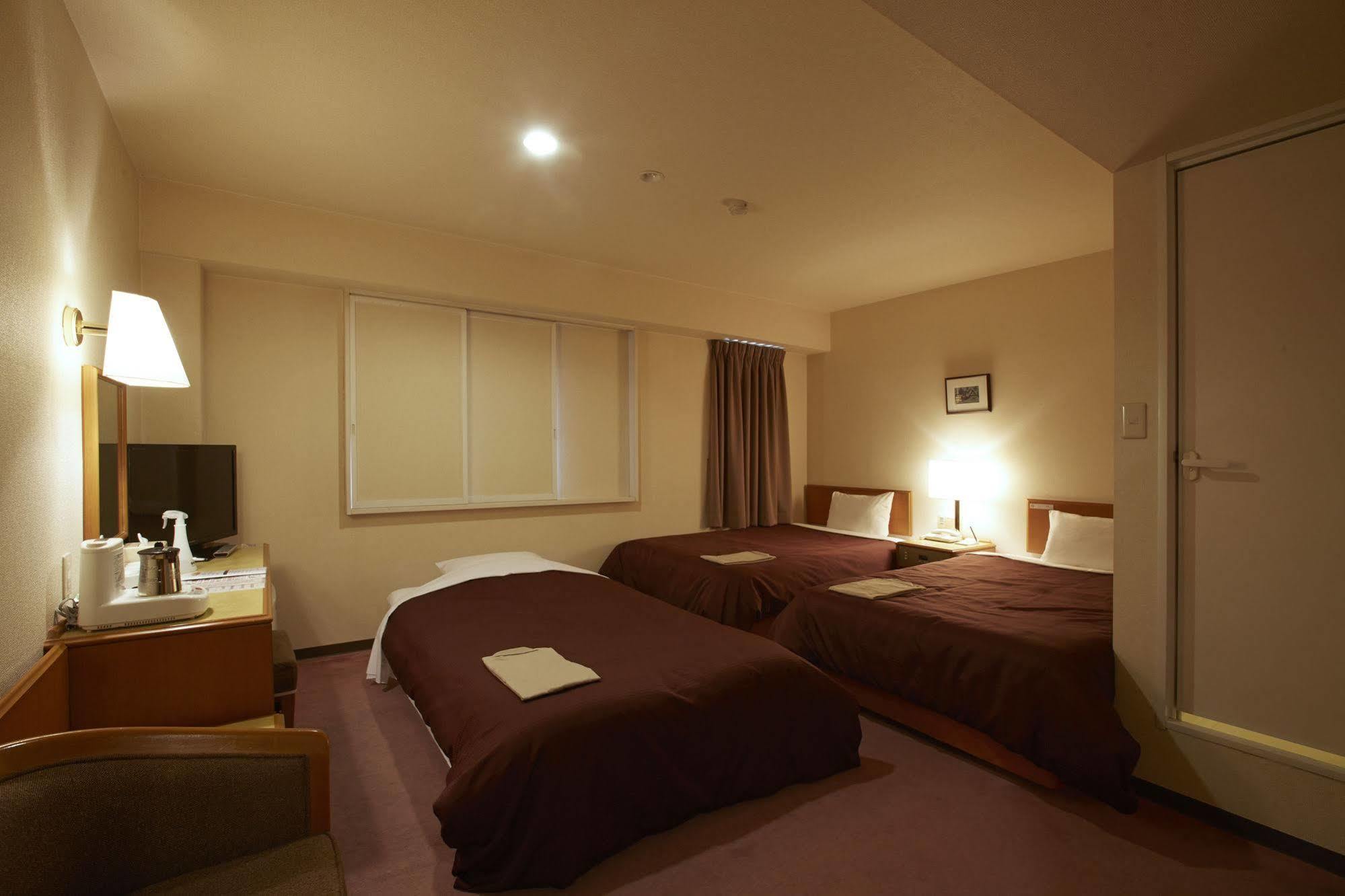 Country Hotel Takayama Такаяма Экстерьер фото