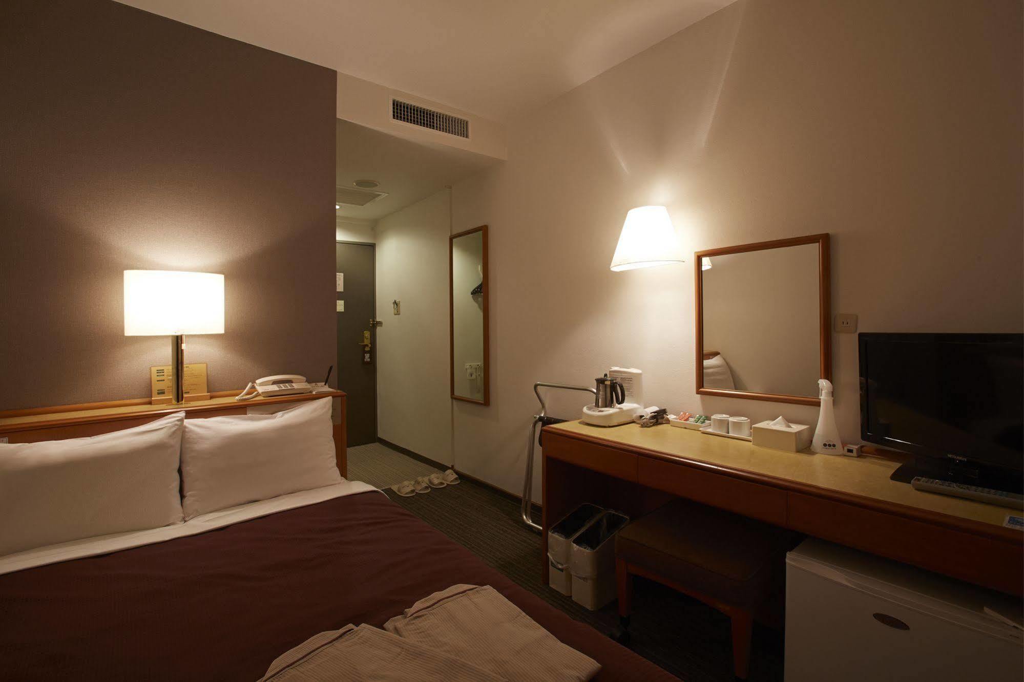 Country Hotel Takayama Такаяма Экстерьер фото